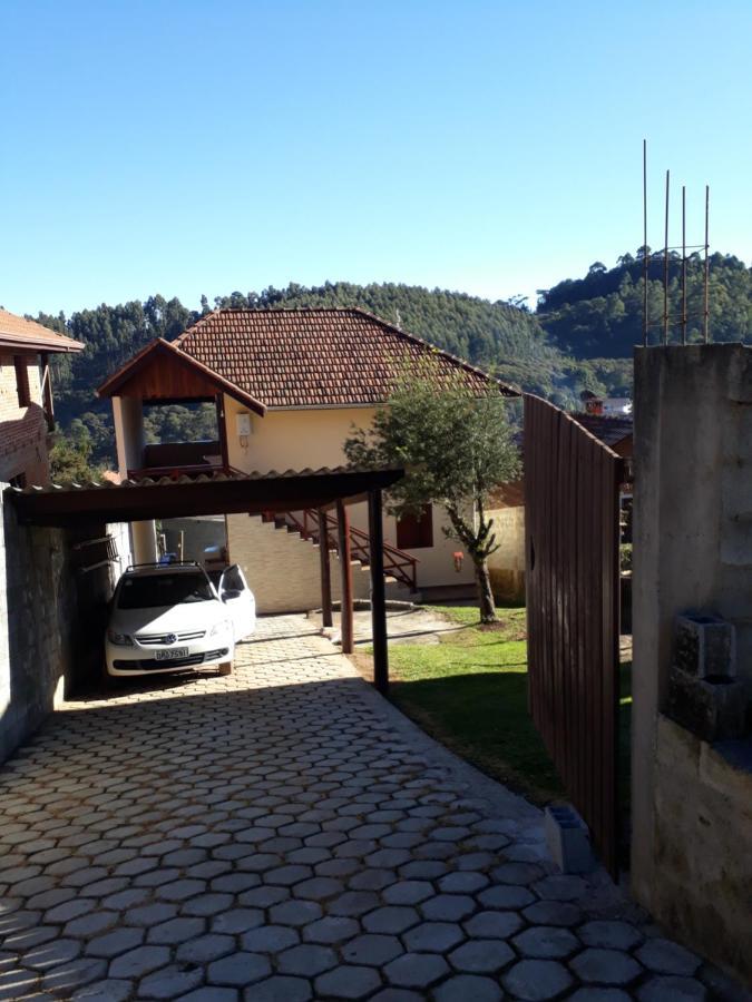 Chales Netuno Monte Verde  Eksteriør billede
